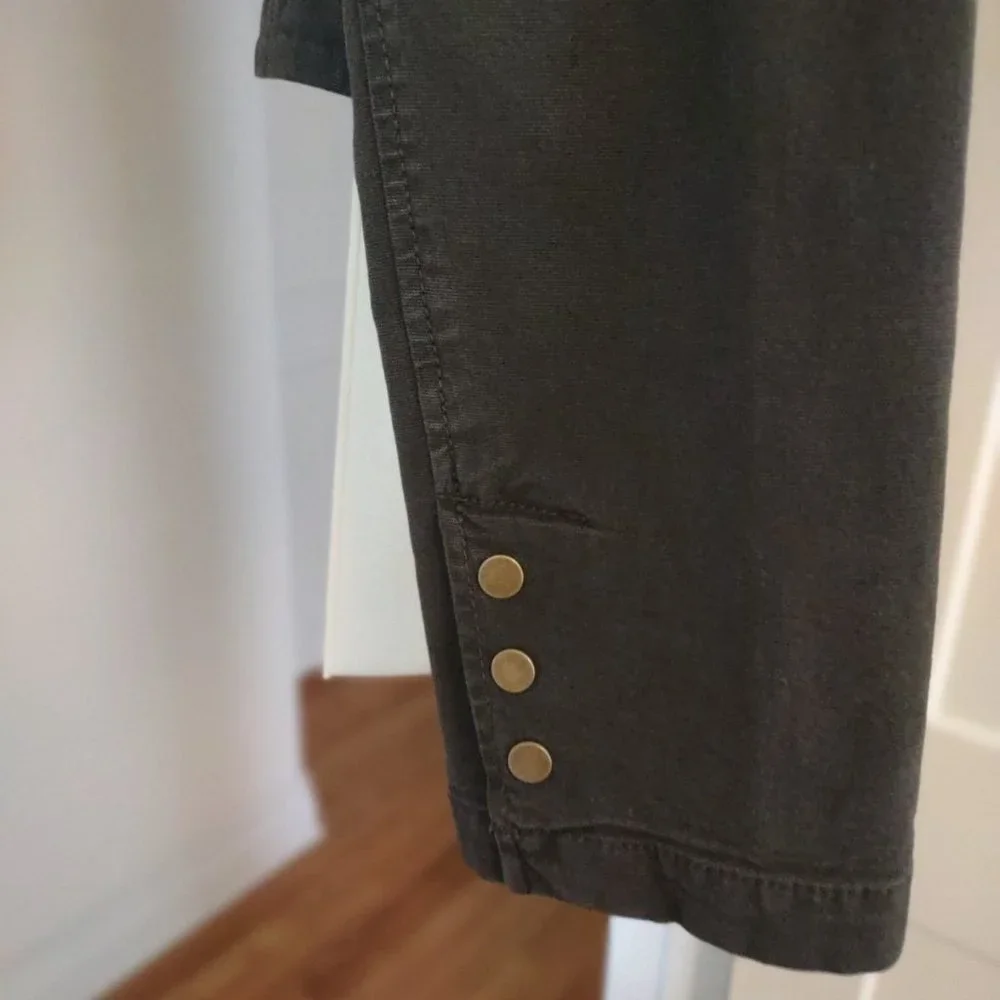 ANTHROPOLOGIE Structured Button Front Blazer Olive Green NWT - Size 12 - Picture 7 of 16
